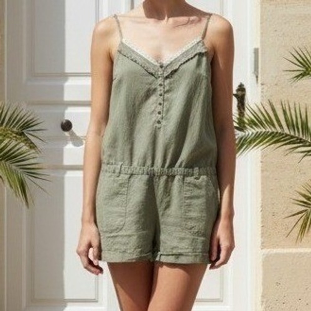 Aeropostale Romper Sleeveless V-Neckline Y2K Crochet/Lace Trim Olive Green Sz SP